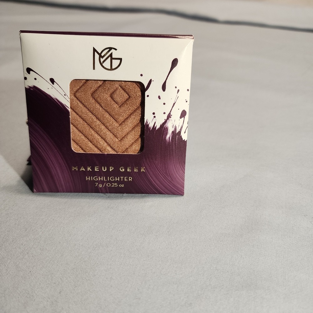 Makeup Geek Highlighter Refill- Firework Discontinued Brand New In Packaging